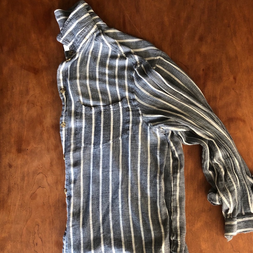 ✨BDG✨ Blue Grey Button Up